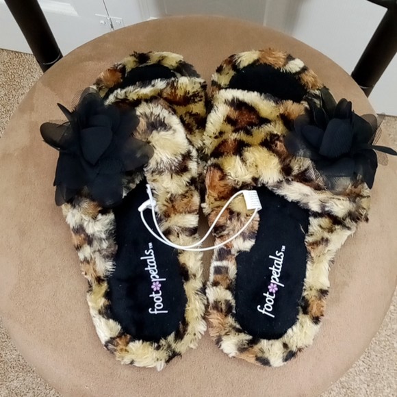 Foot Petals Shoes Foot Petals Womens Adjustable Animal Print Slide W Black Flower In Small